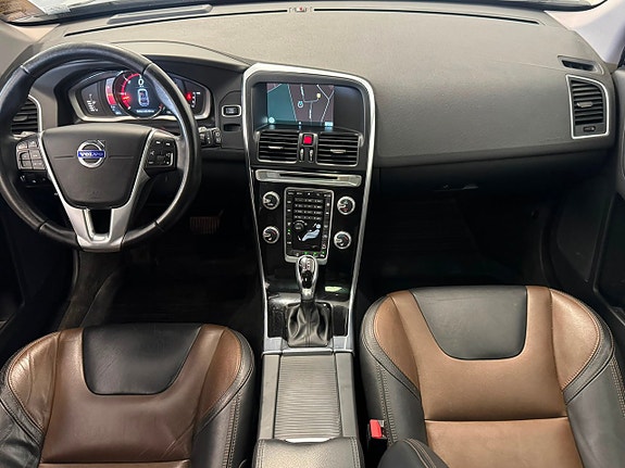 Volvo XC60 27 of 30