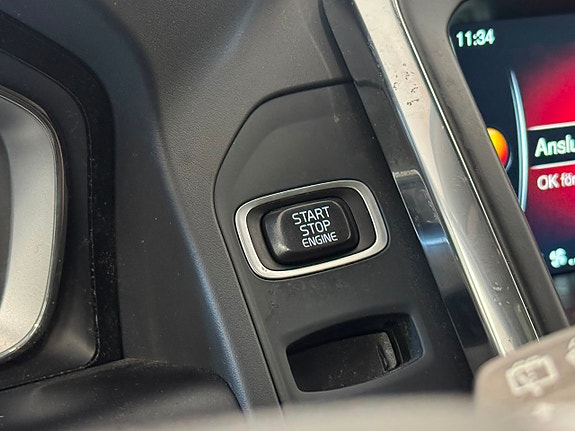 Volvo XC60 19 of 30