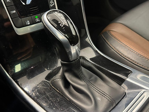 Volvo XC60 18 of 30
