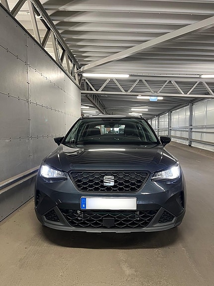 Seat Arona 2 of 10
