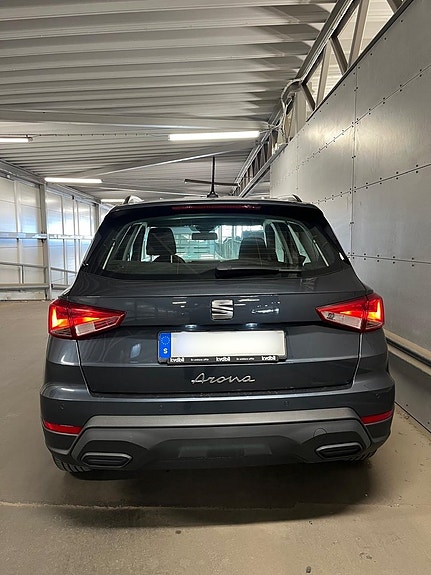 Seat Arona 5 of 10