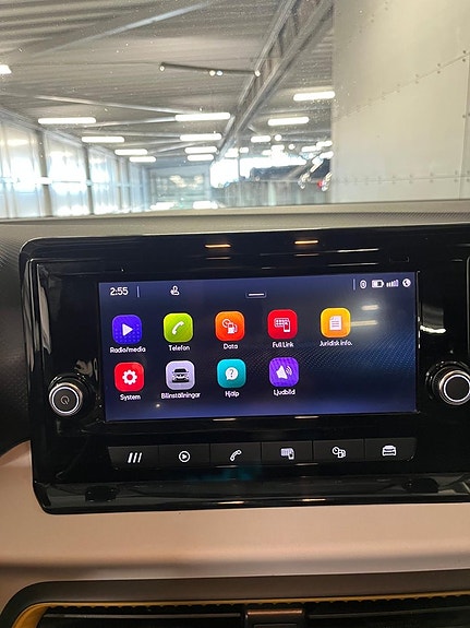 Seat Arona 8 of 10
