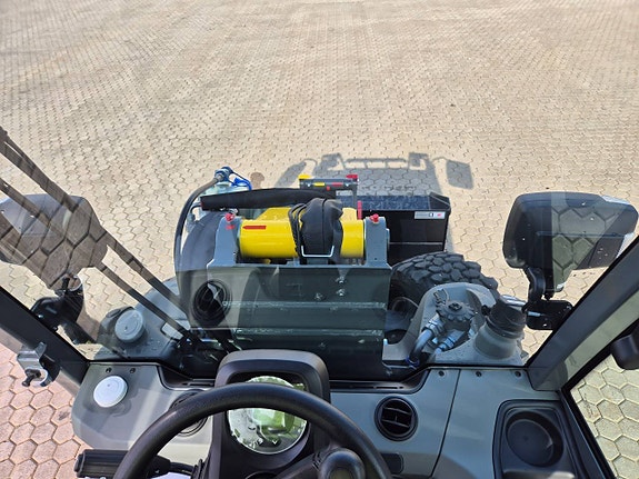 Kramer 5040 / 2.1tons lastare / 30km 9 of 11