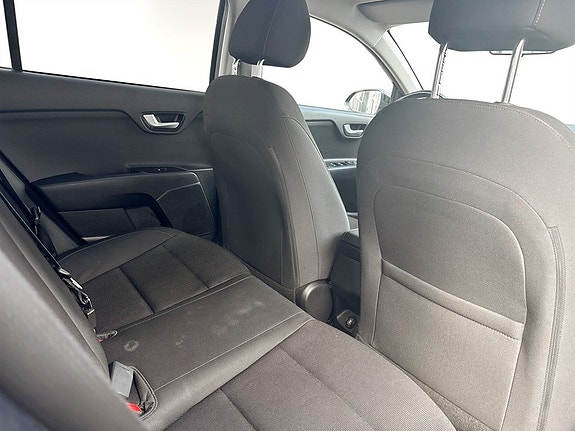 Kia Rio 14 of 17