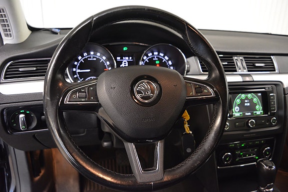 Skoda Superb 10 of 14
