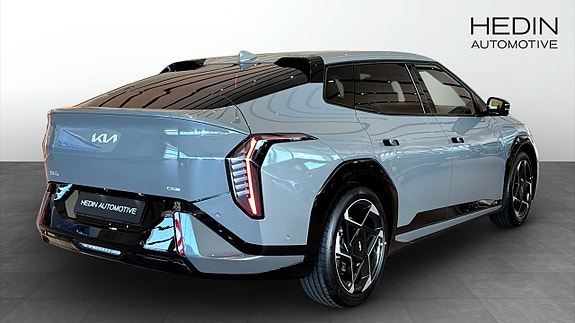 Kia EV4 2 of 10