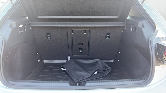 Volkswagen ID.3 Neo 12 of 12
