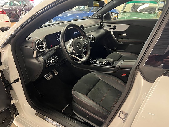 Mercedes-Benz CLA200 6 of 11