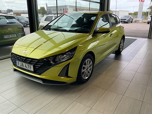 Hyundai i20 2 of 8