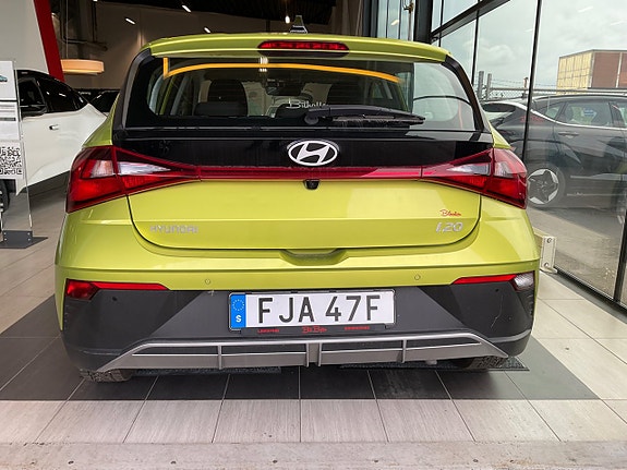 Hyundai i20 4 of 8