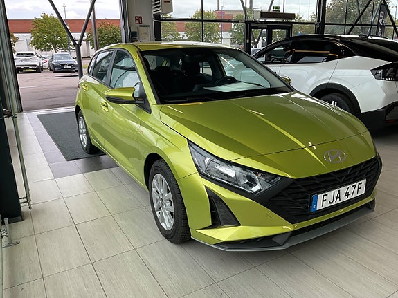 Hyundai i20 3 of 8