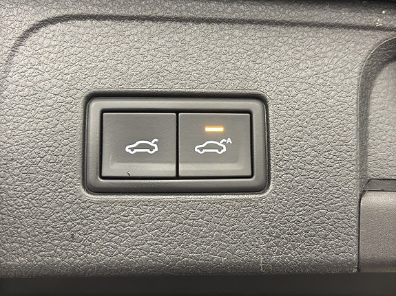 Volkswagen Passat 23 of 24