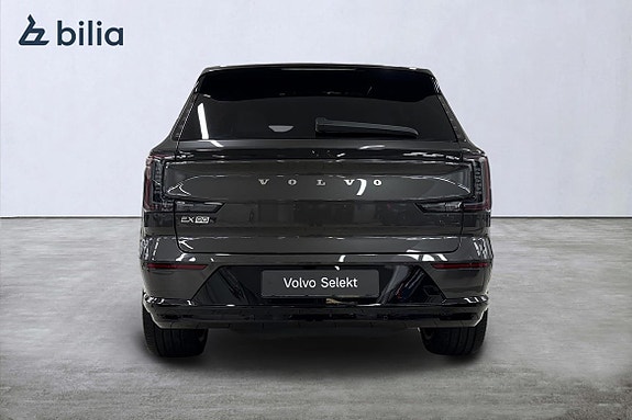 Volvo EX90 5 of 24