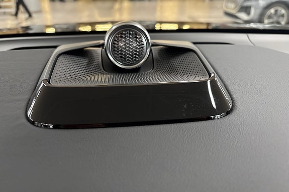 Volvo EX90 23 of 24
