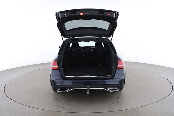 Mercedes-Benz C220 17 of 30