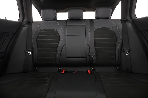 Mercedes-Benz C220 16 of 30