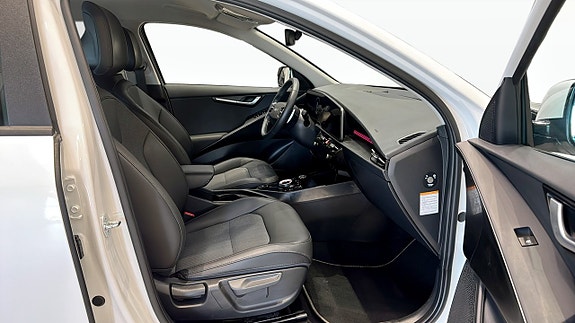 Kia e-Niro 12 of 17