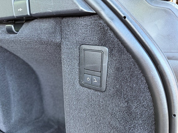 Land Rover Range Rover Sport 26 of 30