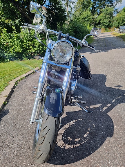 Kawasaki Vulcan 800 4 of 4