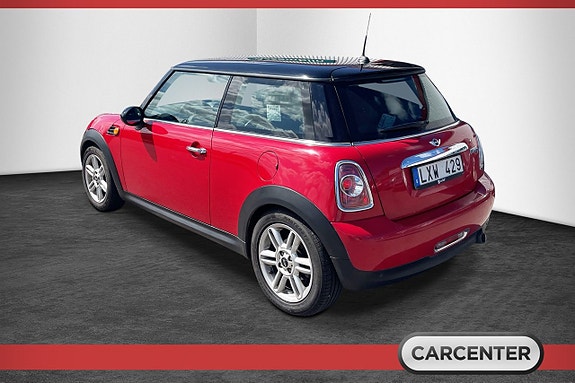MINI Cooper 4 of 6