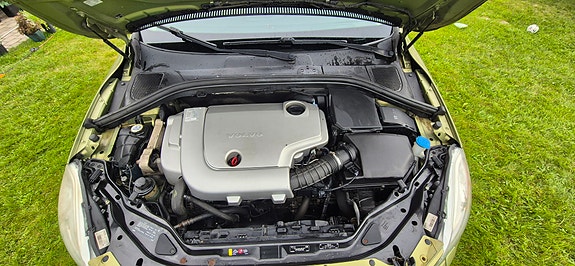 Volvo XC60 12 of 19