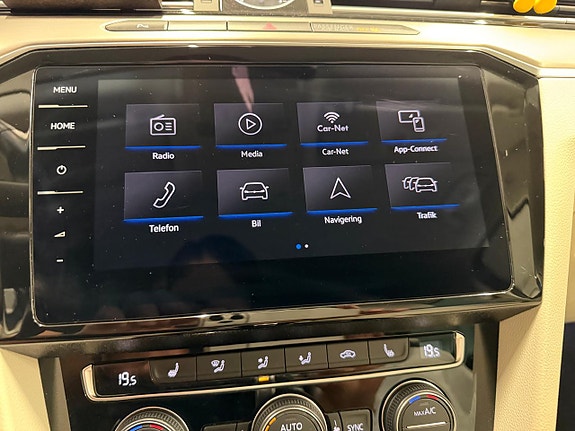 Volkswagen Passat 12 of 20