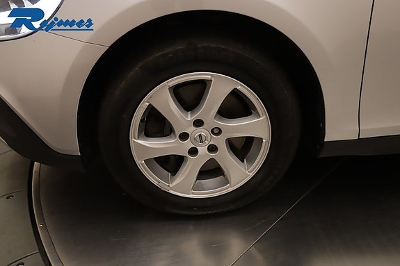 Volvo V40 Cross Country 17 of 27
