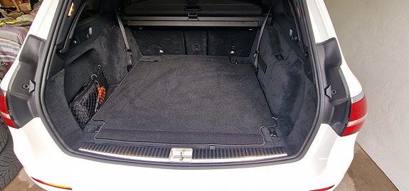 Mercedes-Benz E220 14 of 30