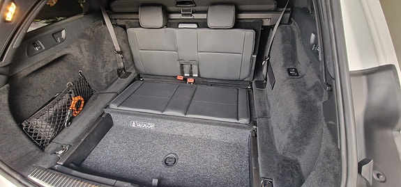 Mercedes-Benz E220 19 of 30