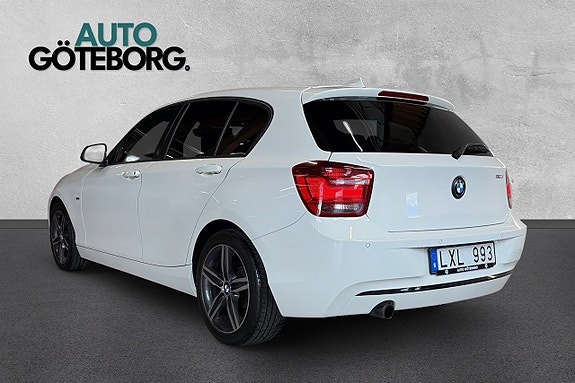 BMW 116i 4 of 17