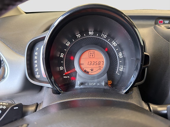Toyota Aygo 15 of 20