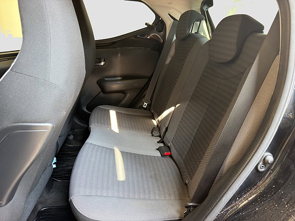 Toyota Aygo 20 of 20