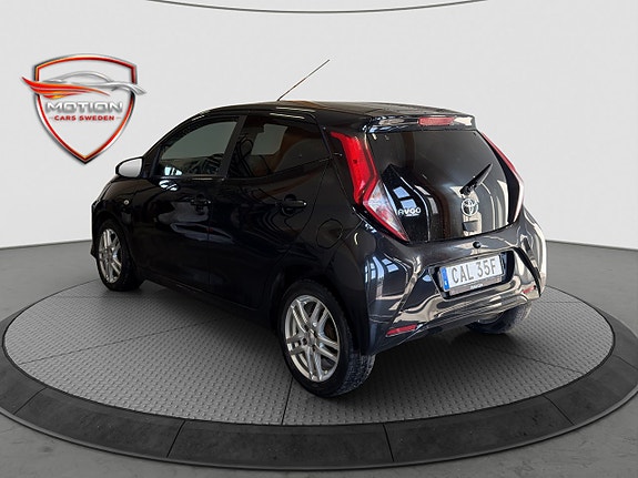 Toyota Aygo 7 of 20