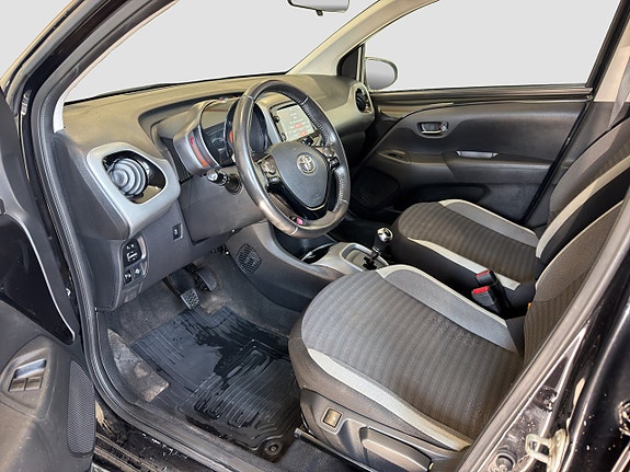 Toyota Aygo 10 of 20
