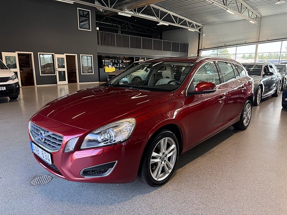 Volvo V60 8 of 22