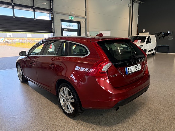 Volvo V60 6 of 22