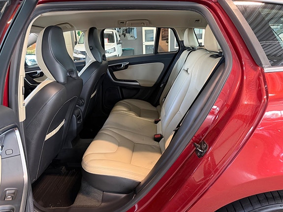 Volvo V60 18 of 22