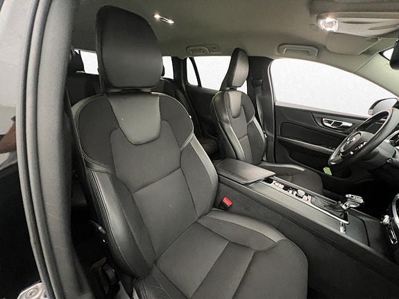 Volvo V60 24 of 30