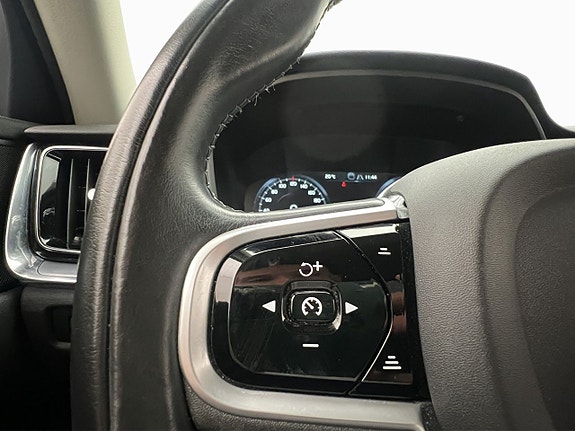 Volvo V60 12 of 30