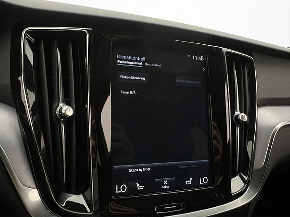 Volvo V60 20 of 30