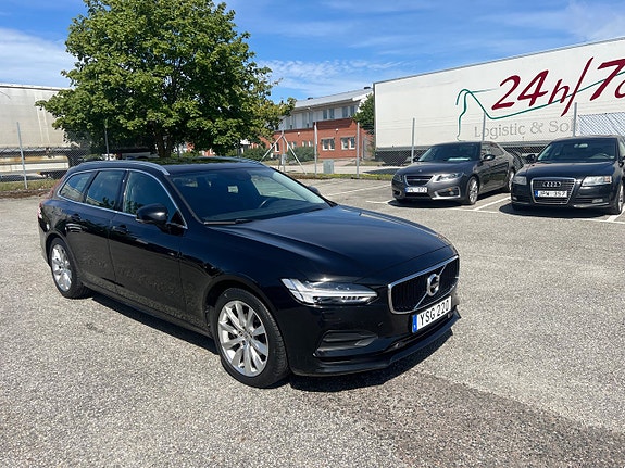 Volvo V90 2 of 15