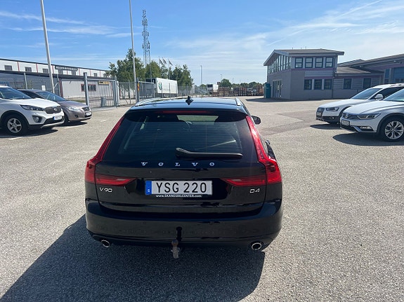 Volvo V90 8 of 15
