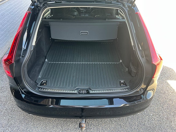 Volvo V90 14 of 15