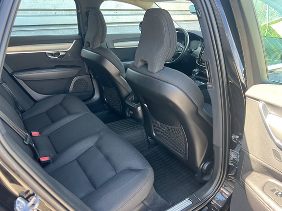 Volvo V90 13 of 15