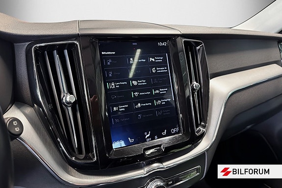 Volvo XC60 14 of 16
