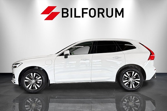 Volvo XC60 2 of 16