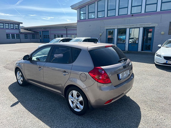 Kia Ceed 5 of 13