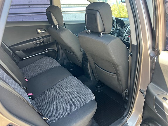 Kia Ceed 13 of 13