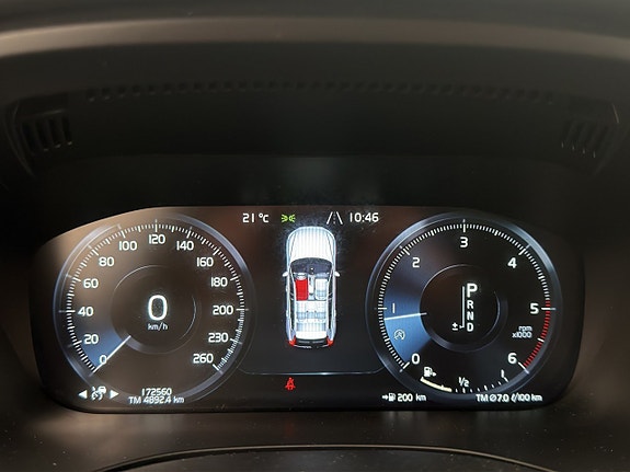 Volvo XC60 21 of 30