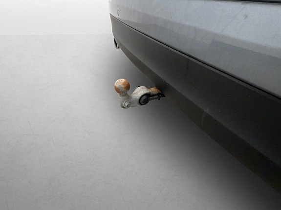 Volvo XC60 8 of 30